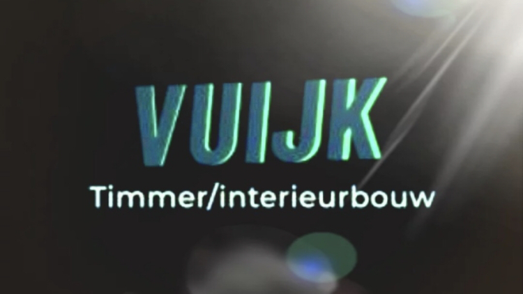 Logo: VUIJK Timmer/interieurbouw op een zwarte achtergrond
